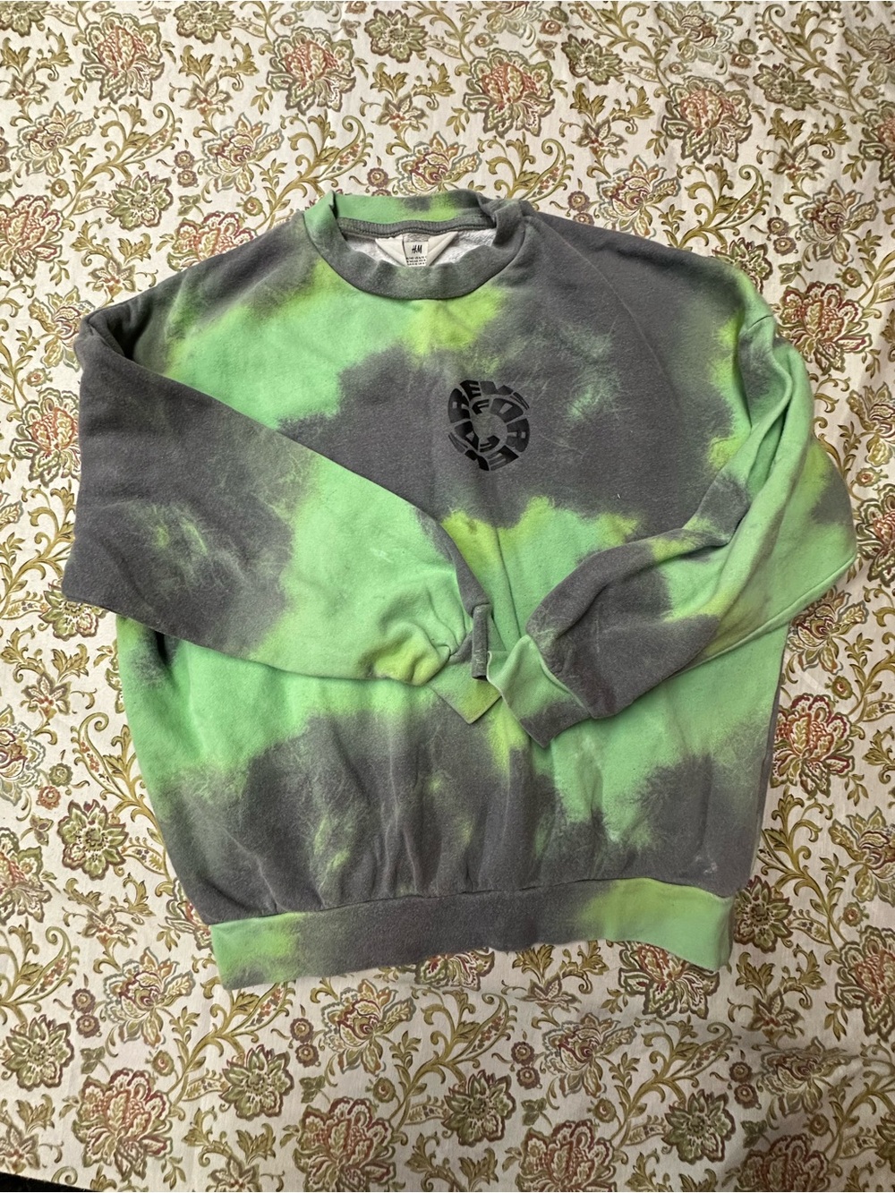 H&M Green and Gray Tie-Dye Crewneck Sweatshirt